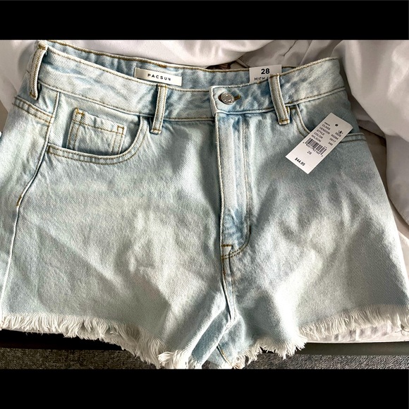 Brand new Pacsun shorts. Original price: $44.95 - Picture 1 of 1